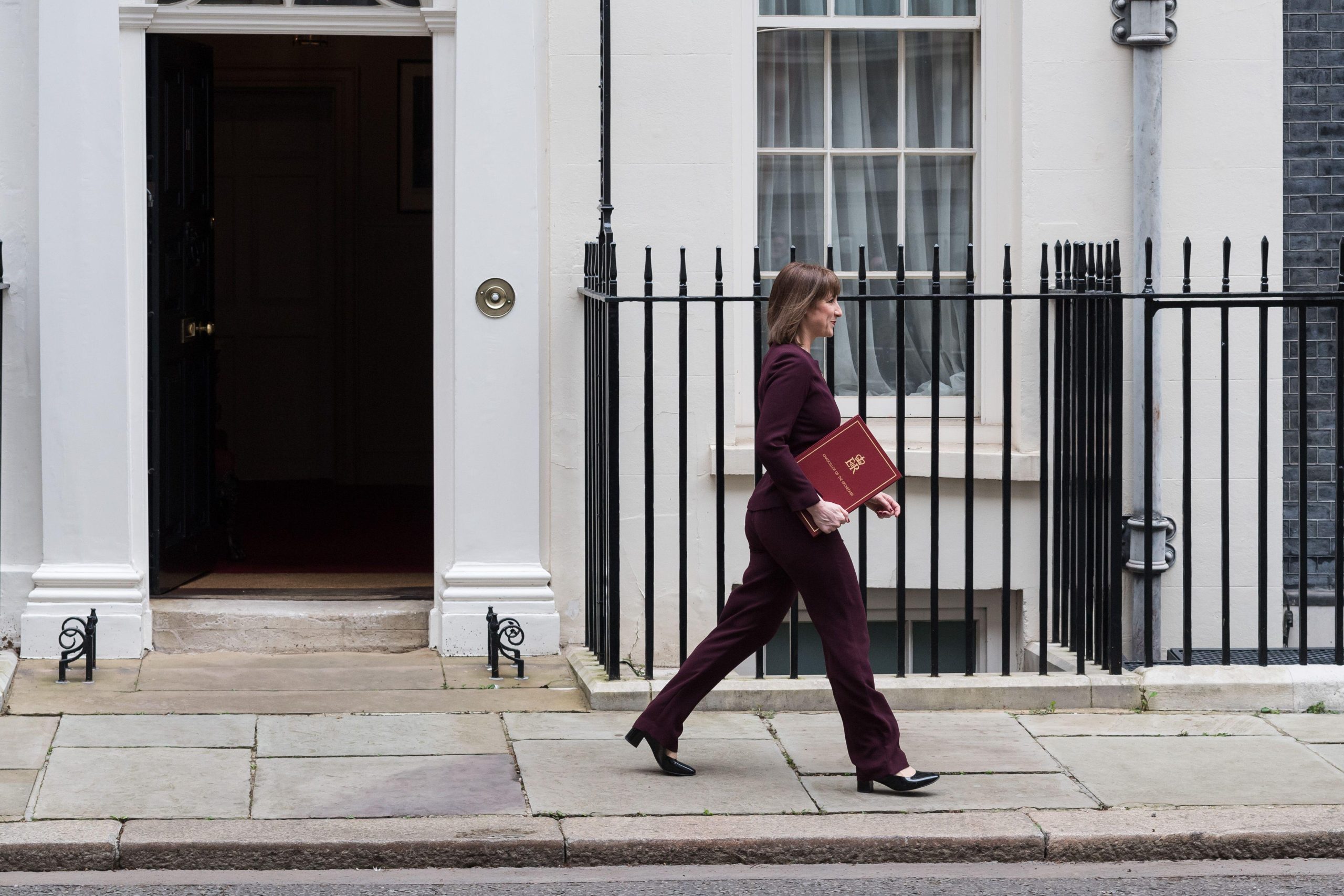 3A71C0C London, UK. 26th March, 2025. Britain's Chancellor of the Exchequer Rachel Reeves leaves 11 Downing Street ahead of the announcement of the Spring Statement in the House of Commons. Credit: Wiktor Szymanowicz/Alamy Live News